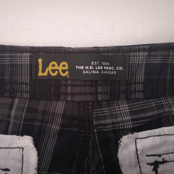NWT Lee Men's Size 38 Waist Grey & Black 100% Cotton Plaid Shorts - Picture 3 of 11
